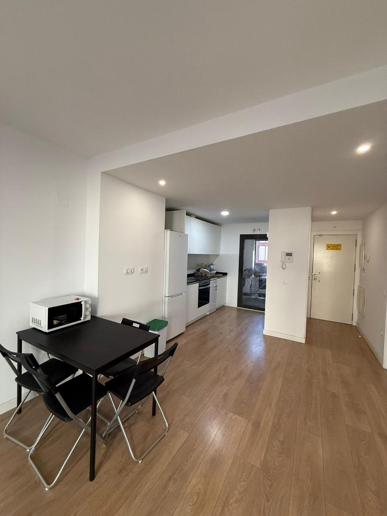 To Room Madrid Porras エクステリア 写真